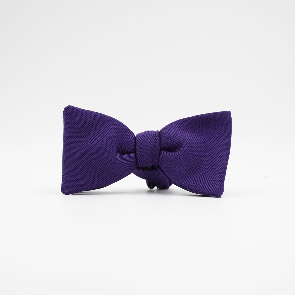 Fliege Imperial Violet aus Seide in Violett