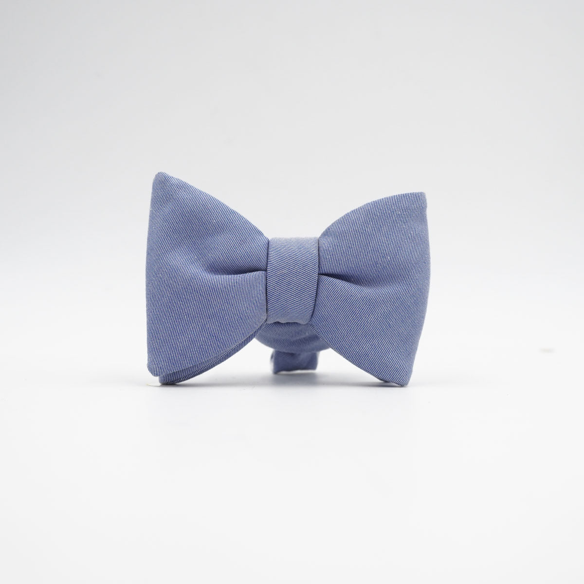 Fliege Azzurro Lieve aus Wolle und Baumwolle in Hellblau
