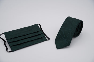 Bild von Krawatten-Masken-Set 'Green Spider Web' aus jeweils 100% Seide & 100% Baumwolle