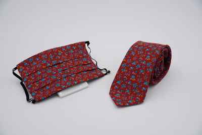 Bild von Krawatten-Masken-Set 'Dark Red Scattered Flowers' aus jeweils 100% Seide & 100% Baumwolle