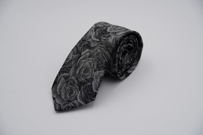 Bild von Krawatte 'Silver Rose Bouquet' aus 100% feinster gewebter Seide