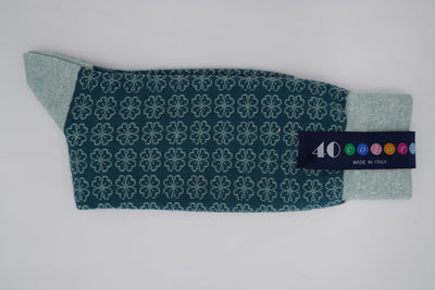 Bild von Socken 'Clovers on Petrol' von '40 Colori' aus 80% Baumwolle, 12% Nylon, 8% Elastan